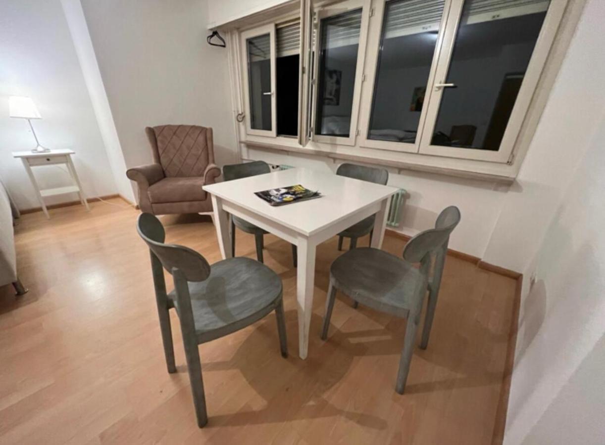 Schweiz Apartment Basel Luaran gambar